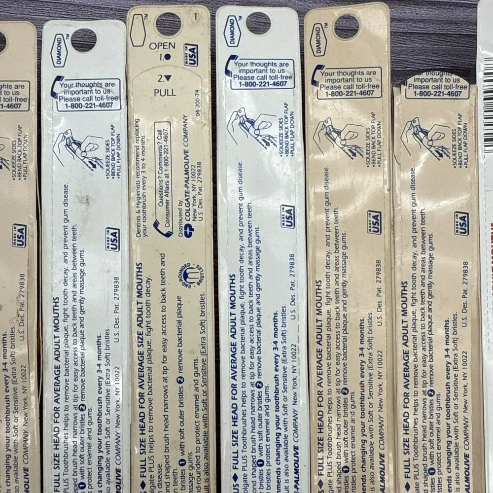 12 Vintage Colgate Plus Toothbrush Diamond 1 Shaped Full Head Medium Bristles